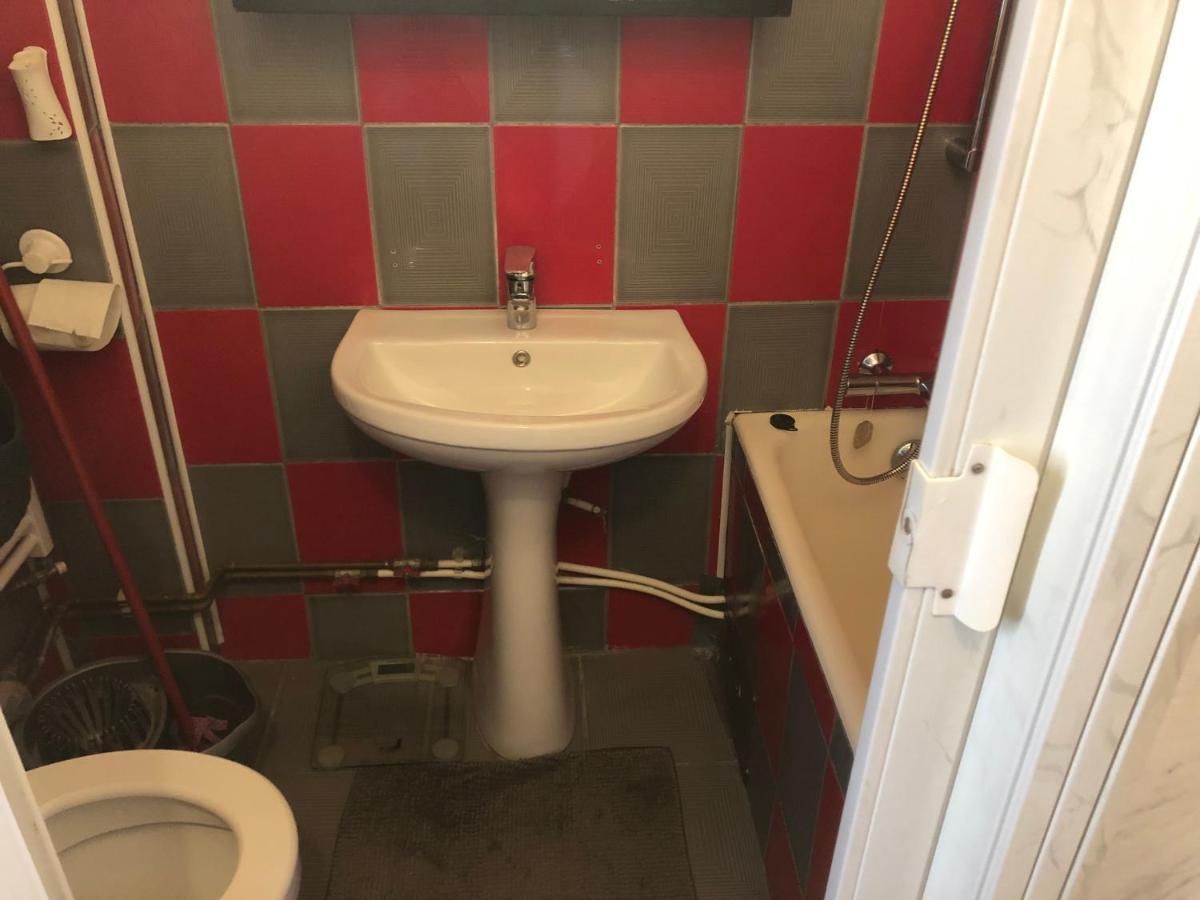 Lovely 1 Bedroom Apartment Close To Old Town ブカレスト エクステリア 写真